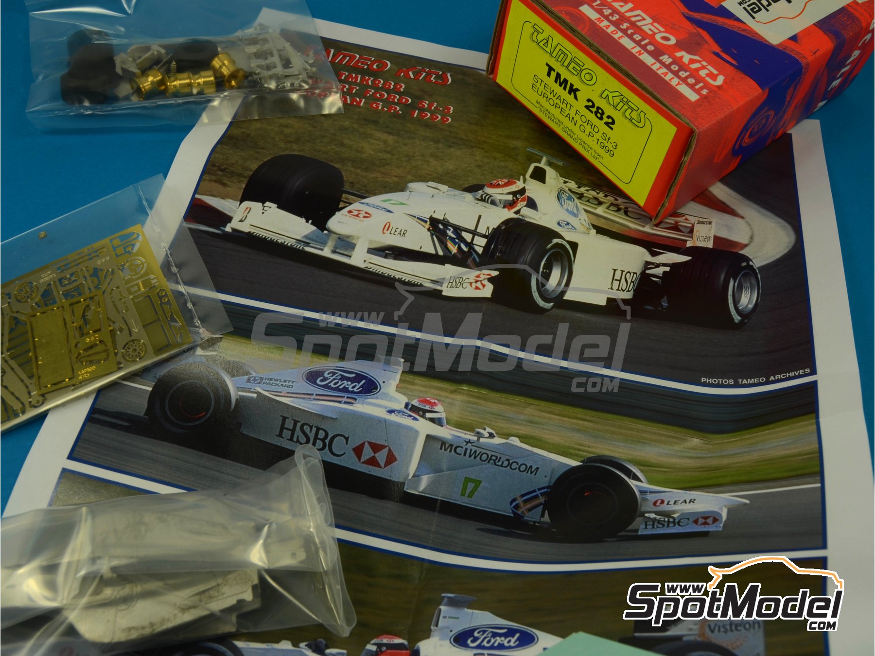 Tameo Kits TMK282: Car scale model kit 1/43 scale - Stewart Ford